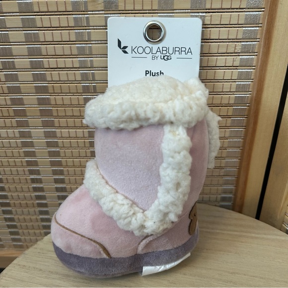 Kookaburra by UGG Boot Dog Toy - Picture 1 of 3